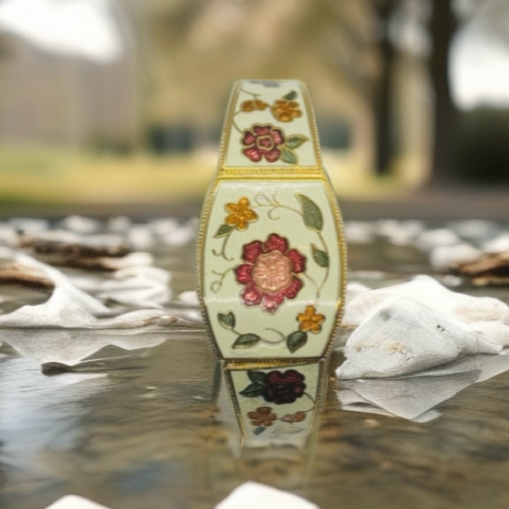 0119 Floral Cloisonné  Bracelet in Cream and Multicolor. - Picture 4 of 11